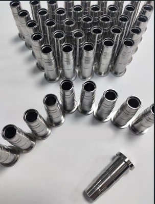 Pièces de usinage de tour en plastique du moule S136, composants de rotation universels de commande numérique par ordinateur