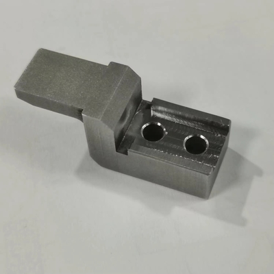 Service d'usinage CNC de métaux pièces métalliques usinées micro usinage OEM usinage CNC de précision couleur personnalisée