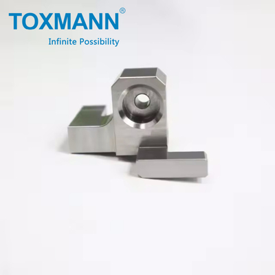OEM service de tournage et de fraisage de haute qualité, pièces d'usinage de précision de machines CNC en acier inoxydable SUS304