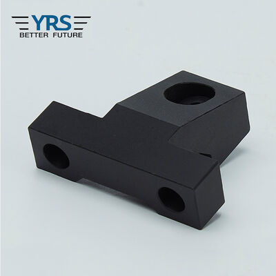 Pièces d'auto de plastique universelles