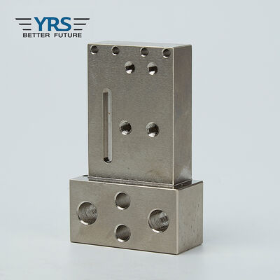 Biens de usinage de fraisage de la tolérance 0.02mm de pièces de commande numérique par ordinateur en métal SKD61