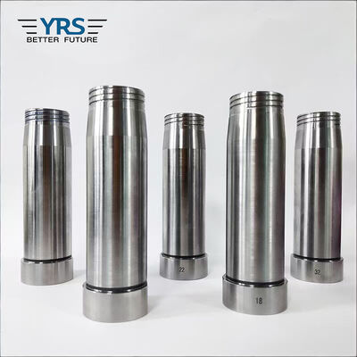 Les goupilles de l'éjecteur SKD61 et les douilles pratiques, par injection de Multiscene moulage les pièces en plastique