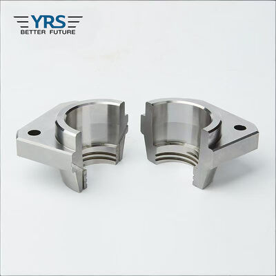 Le moulage par injection de précision de composants de moulage par injection partie la cavité en plastique de noyau de moule